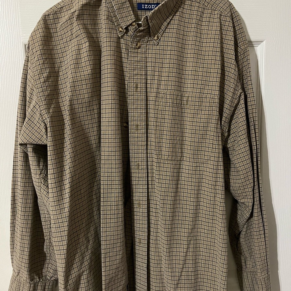 Izod button down